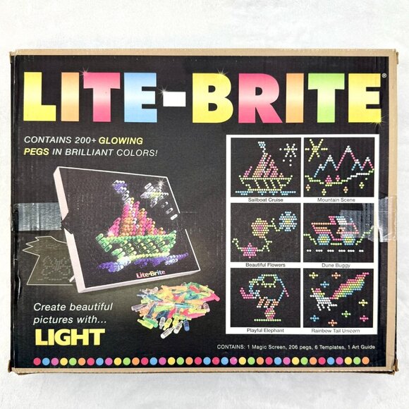 Lite-Brite w/Bigger Brighter Screen & 10 Templates Hasbro 2018 100% Playable - Picture 8 of 10